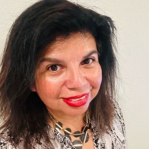 Meet your Posher, Mariadela